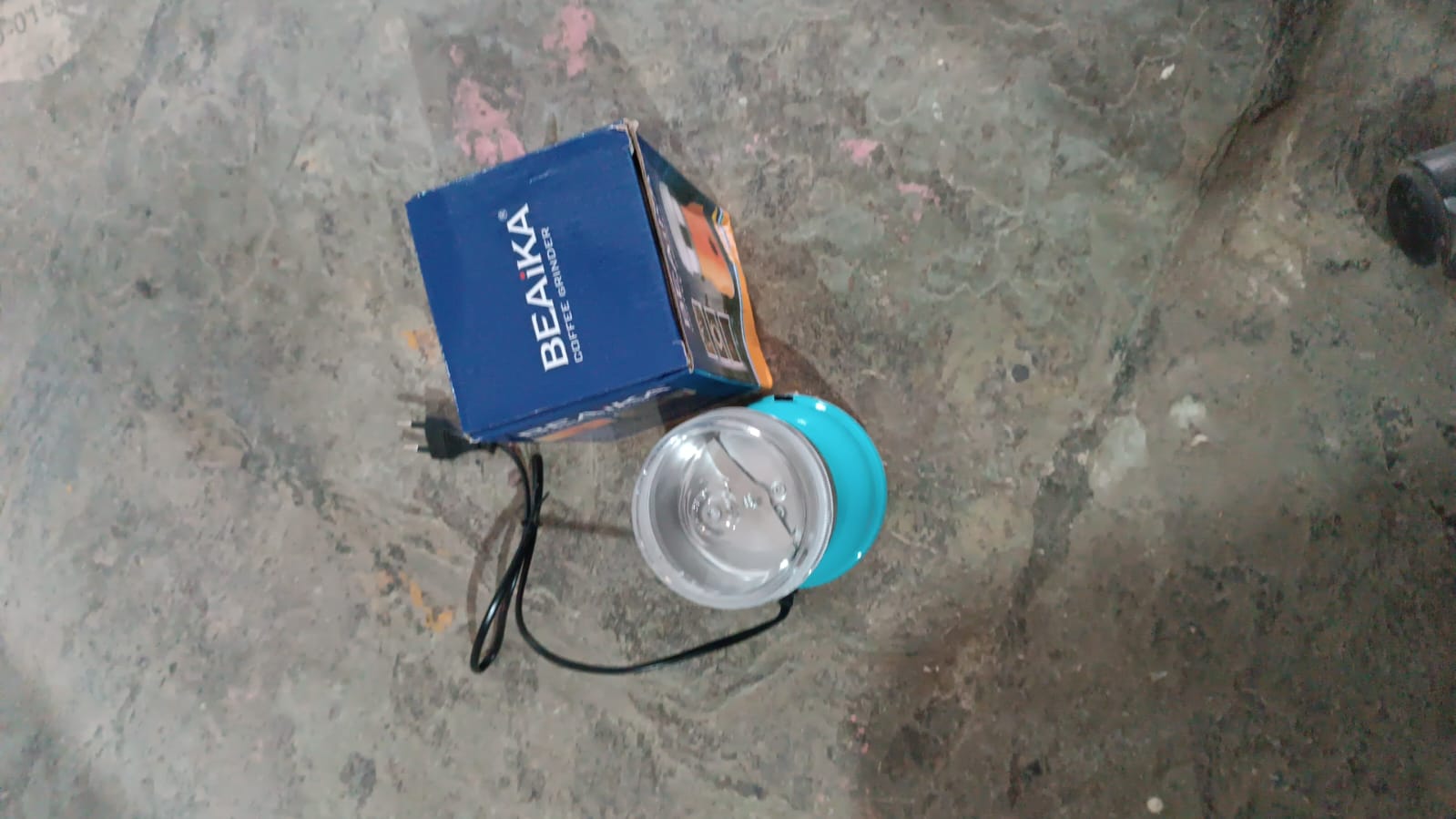 Multi Function Electric Small Food Grinder Grain Grinder (100-200w / 2 Blade / 1 Pc) Multi Function Electric Small Food Grinder Grain Grinder (100-200w / 2 Blade / 1 Pc)